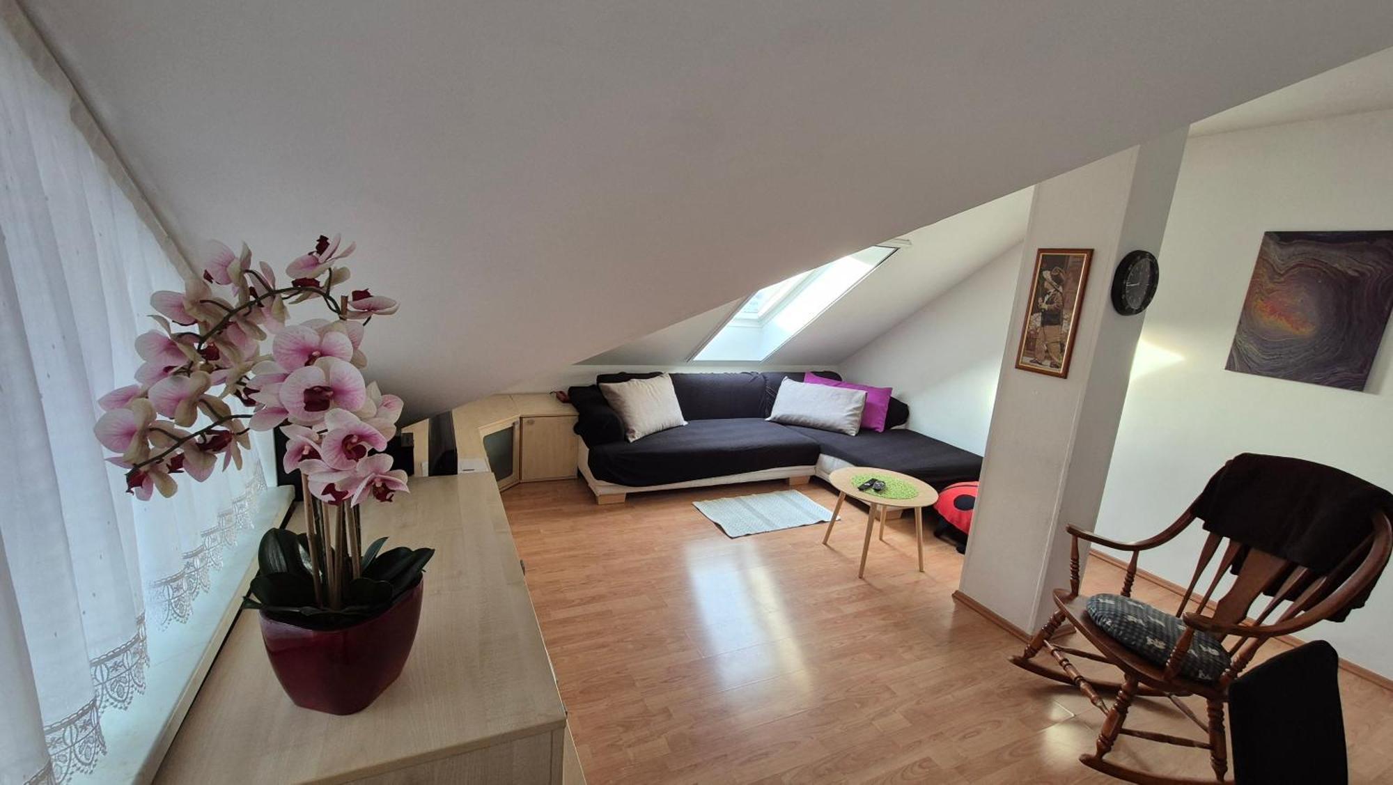 Oddih V Mirnem In Zelenem Okolju Apartment Skofljica Bagian luar foto